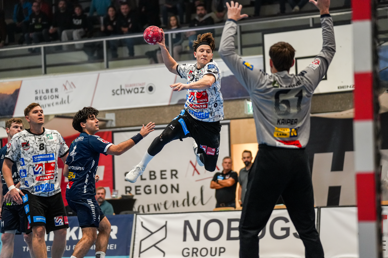 Adler seit fünf Spielen ungeschlagen, Füchse jubeln wieder & Lipizzanerheimat bezwingt Tabellenführer Ferlach